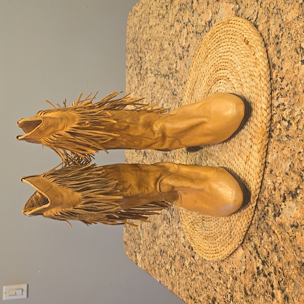 Dingo Gold/ Tan Fringe Heeled Boots - Picture 2 of 11